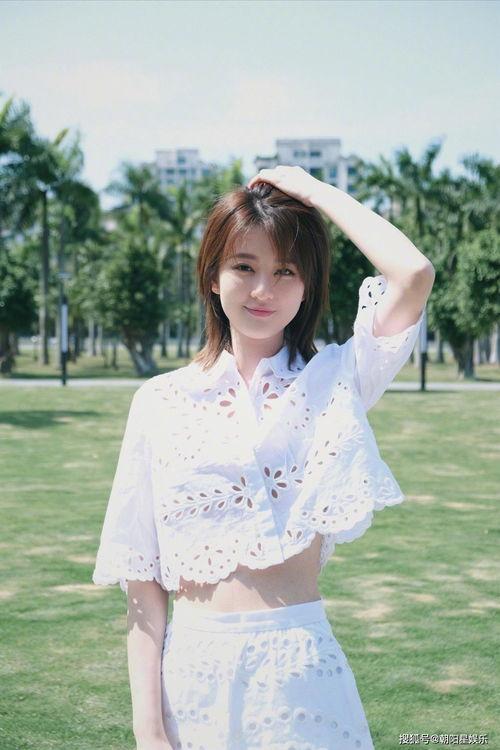 娱乐吃瓜君章若楠,娱乐吃瓜界的“瓜王”新宠